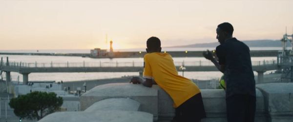 « Tout va bien », une immersion dans le quotidien des MNA à Marseille