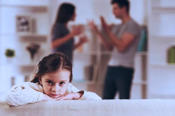 Protection de l’enfance et conflits parentaux : l’enlisement des interventions éducatives