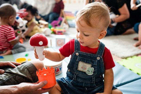 Crèches créées avant 2025 : quand renouveler l’autorisation ?