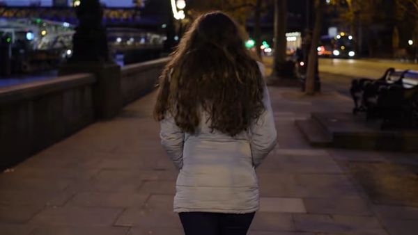 « Il faut s’en saisir sans plus attendre » : le droit jusqu’à 25 ans pour les jeunes de l’ASE au cœur de deux propositions de loi