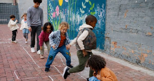 Au Sénat, les associations pointent les failles de la protection des enfants dans le périscolaire