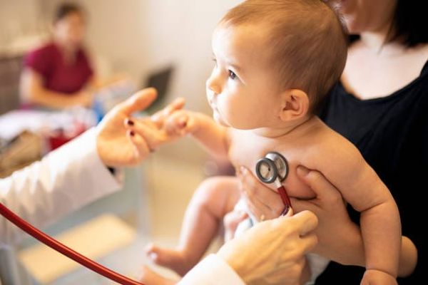 PMI : le recul des médecins transforme le visage de la PMI