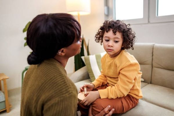 « Enfants en danger » : un module en ligne gratuit pour repérer, écouter et alerter
