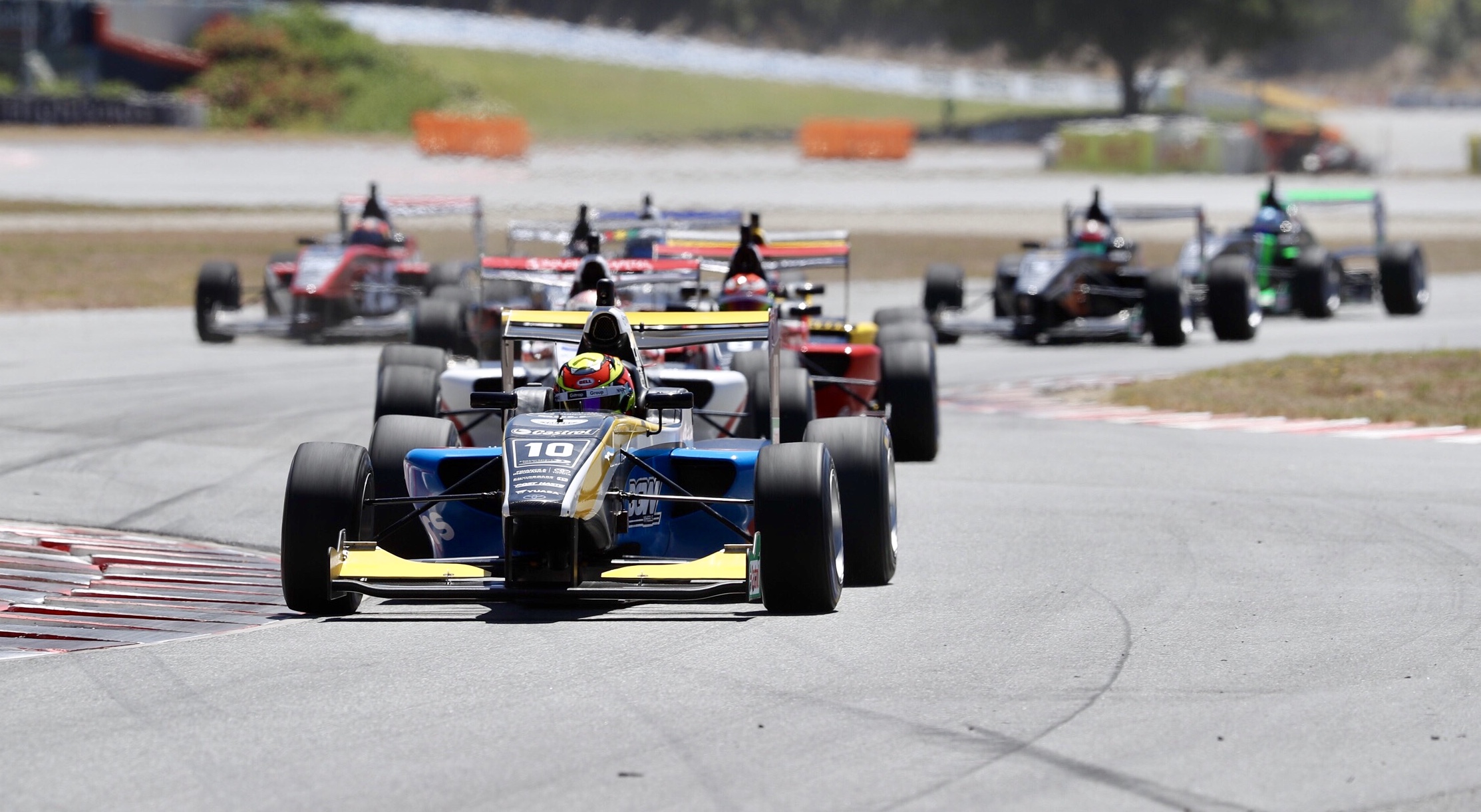 Liam Lawson makes his getaway at the first chicane. Image: Bruce Jenkins