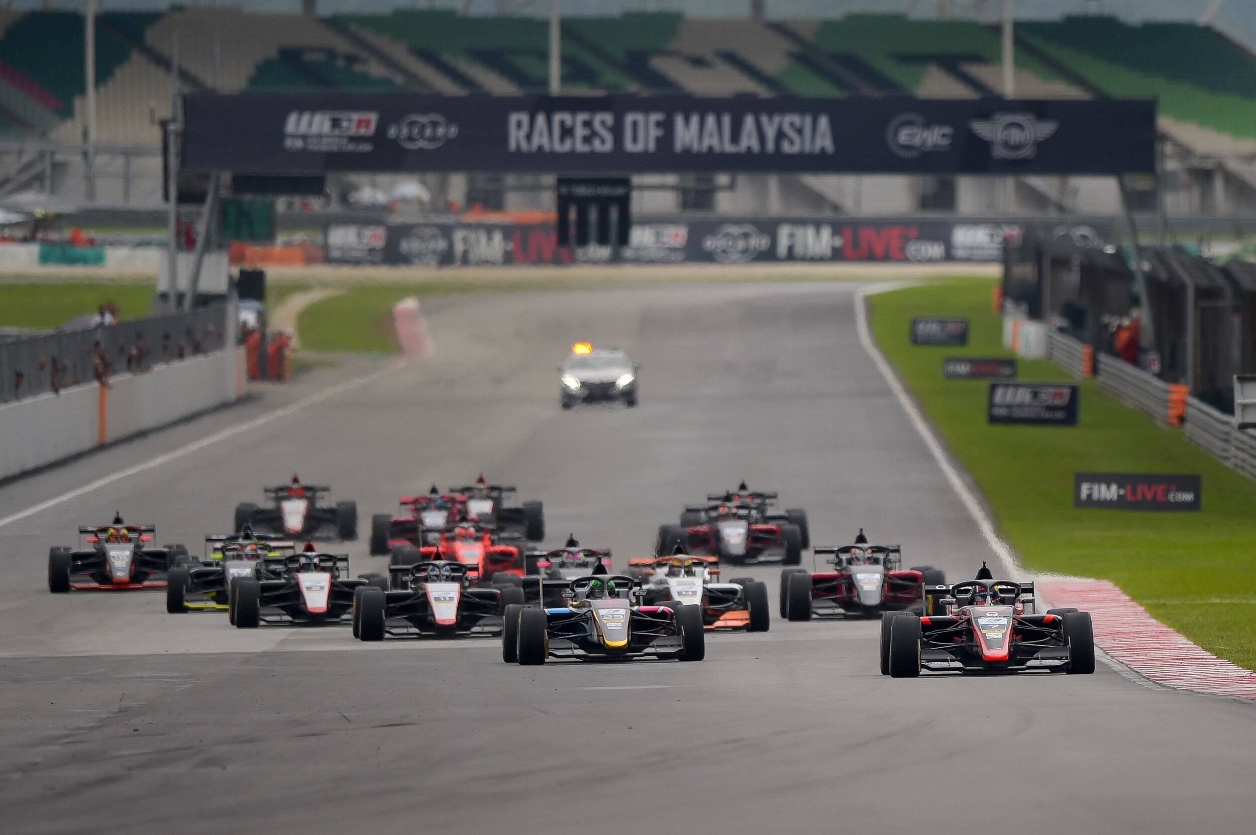 F3AC_Race 3_Start.jpeg