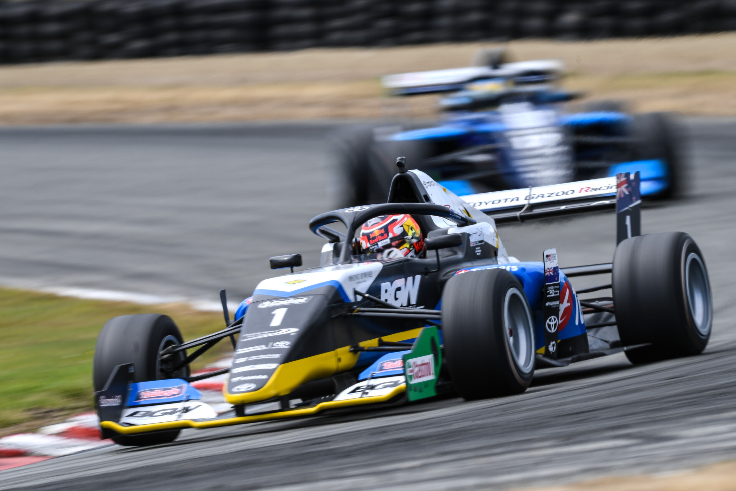 Picture 1 - Liam Lawson on his way to victory in the Dorothy Smith Memorial Trophy race at Teretonga.jpg