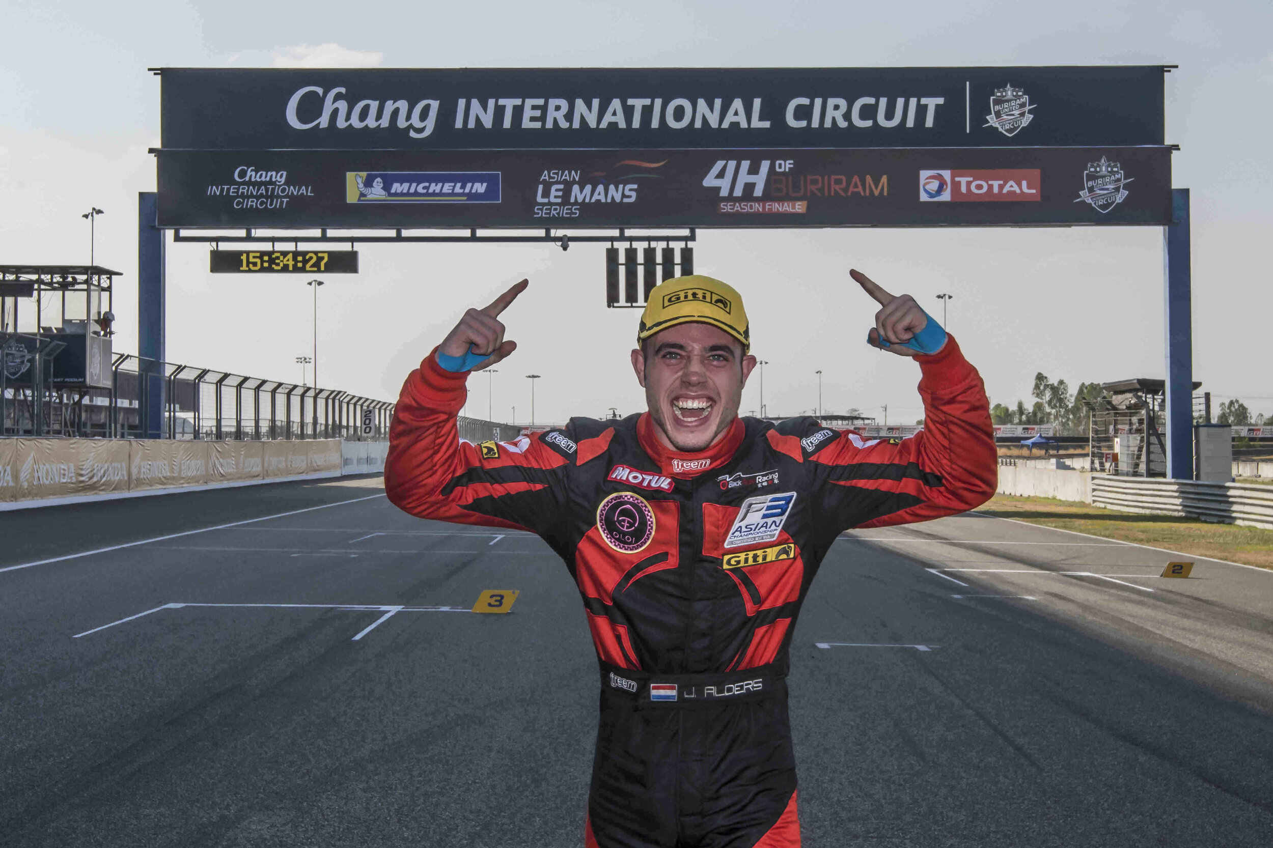 Joey Alders F3 Asian Champion