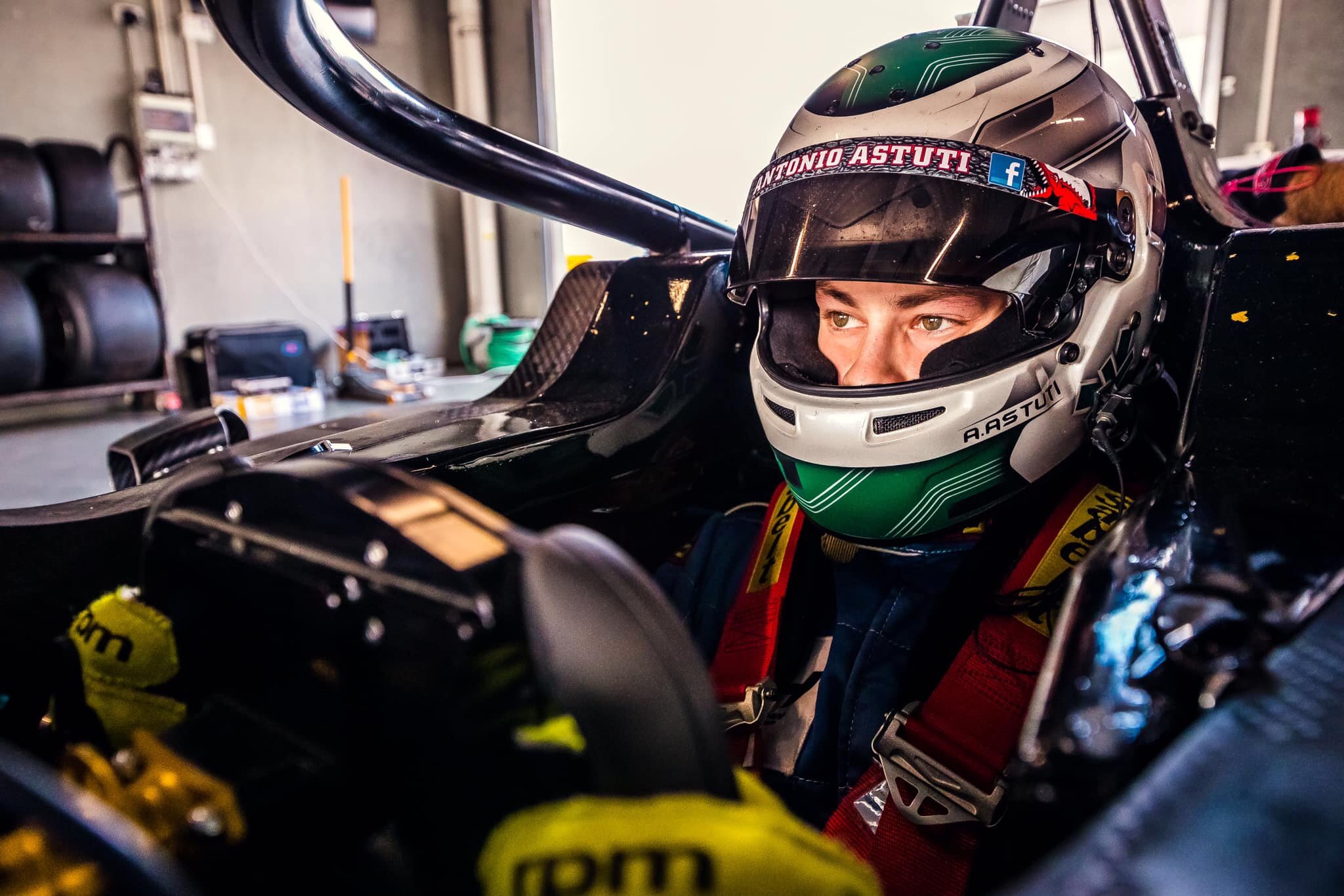 Antonio Astuti S5000