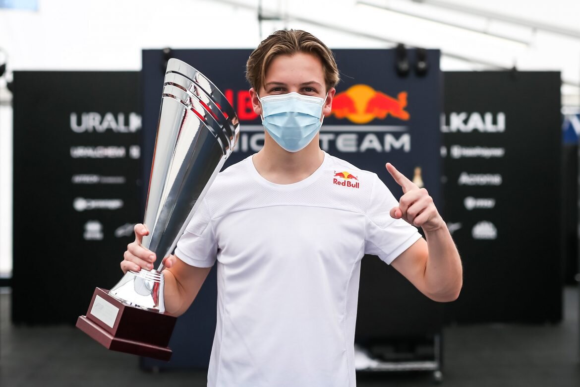 Liam Lawson celebrates taking out Race 2 of the FIA Formula 3 Championship. (Image: Supplied/Dutch Photo Agency)