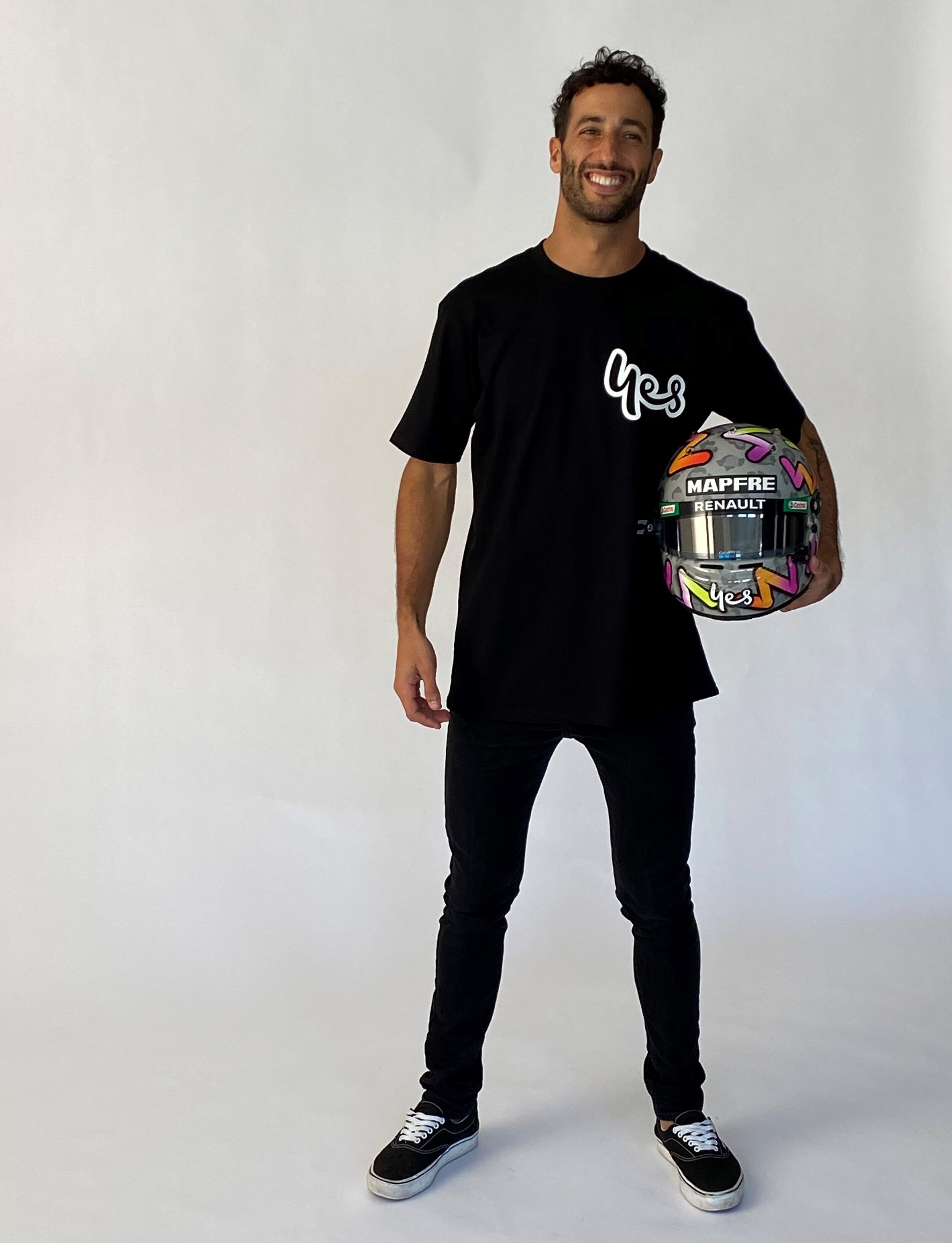 Daniel Ricciardo has welcomed Optus as a personal sponsor until the end of the 2022 season. (Image: Supplied)