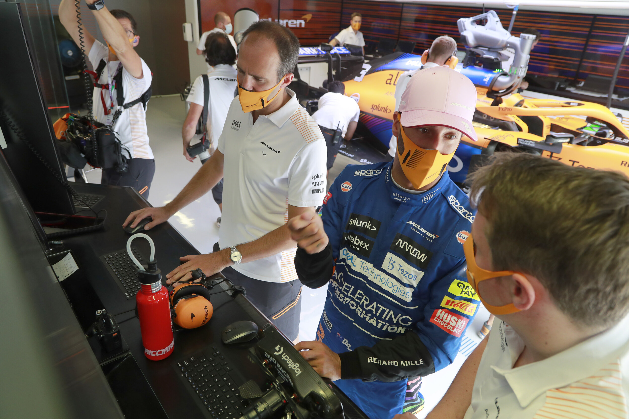 Daniel Ricciardo prepares for qualifying at Monza with his McLaren engineers. (Supplied)