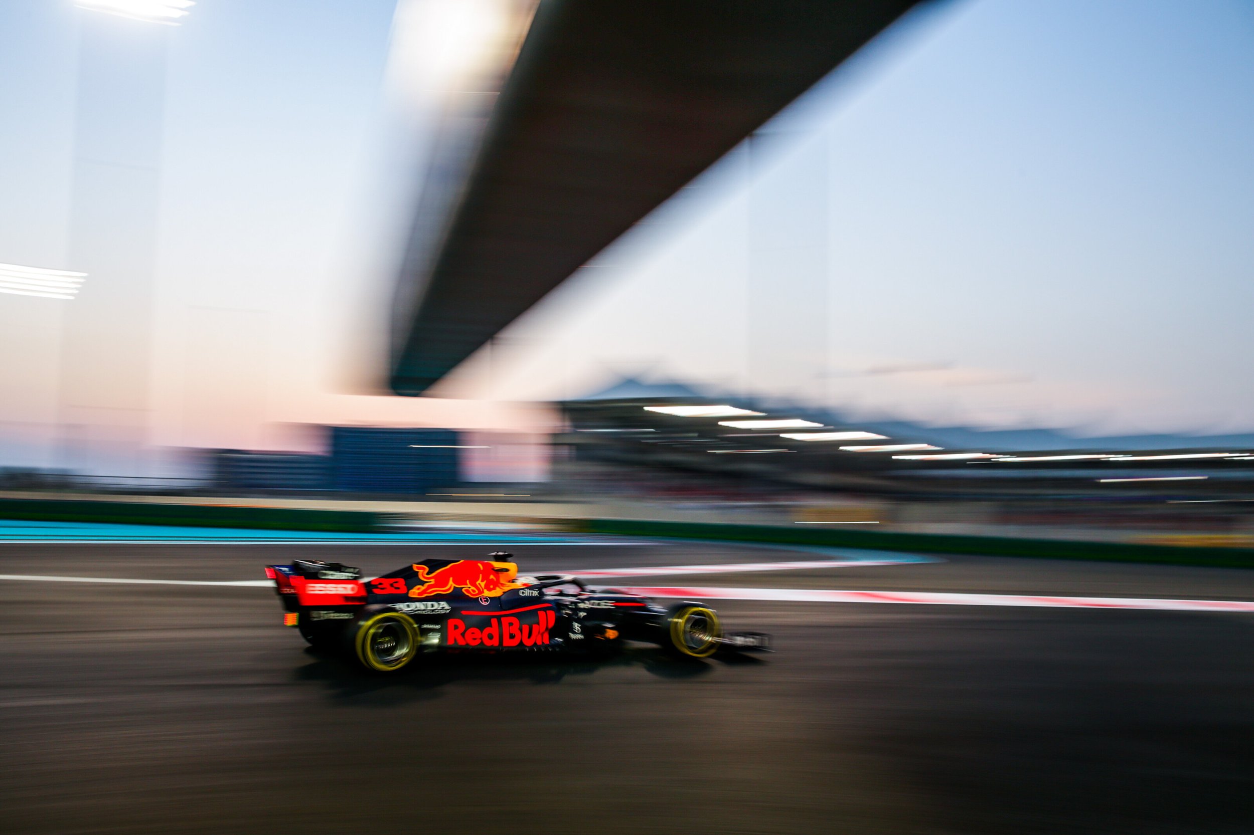  Getty Images/Red Bull Content Pool 