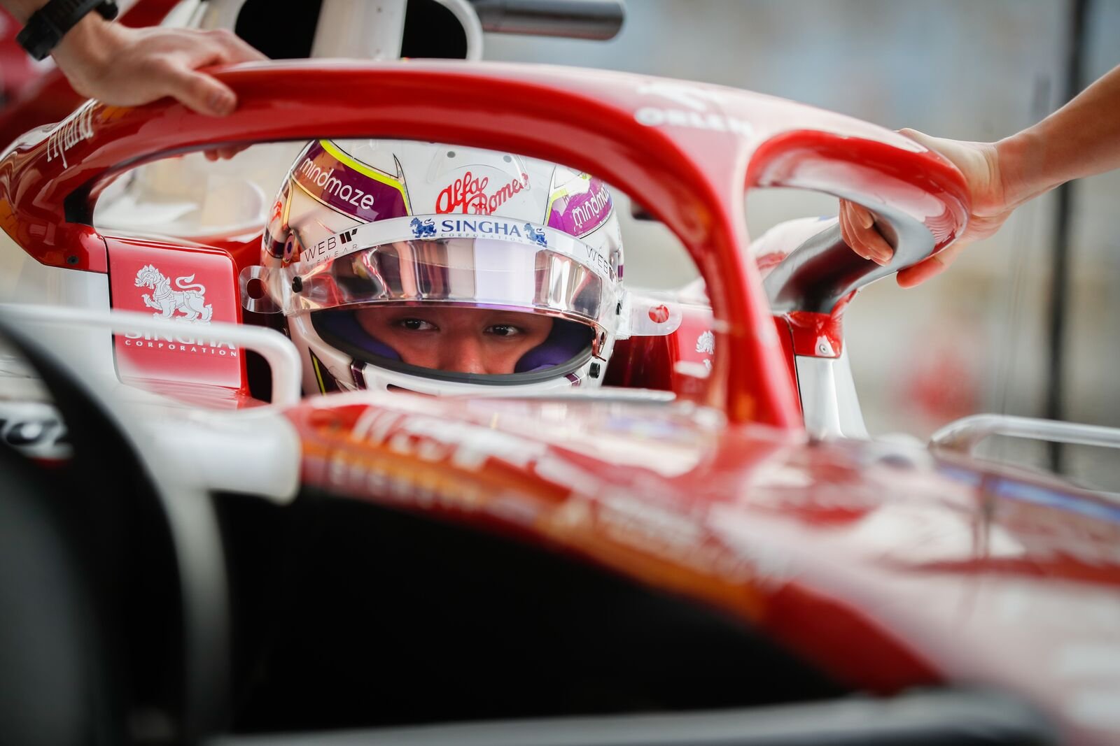 large-2022 Pre-Season Testing - Bahrain_ Day 2-2.jpg