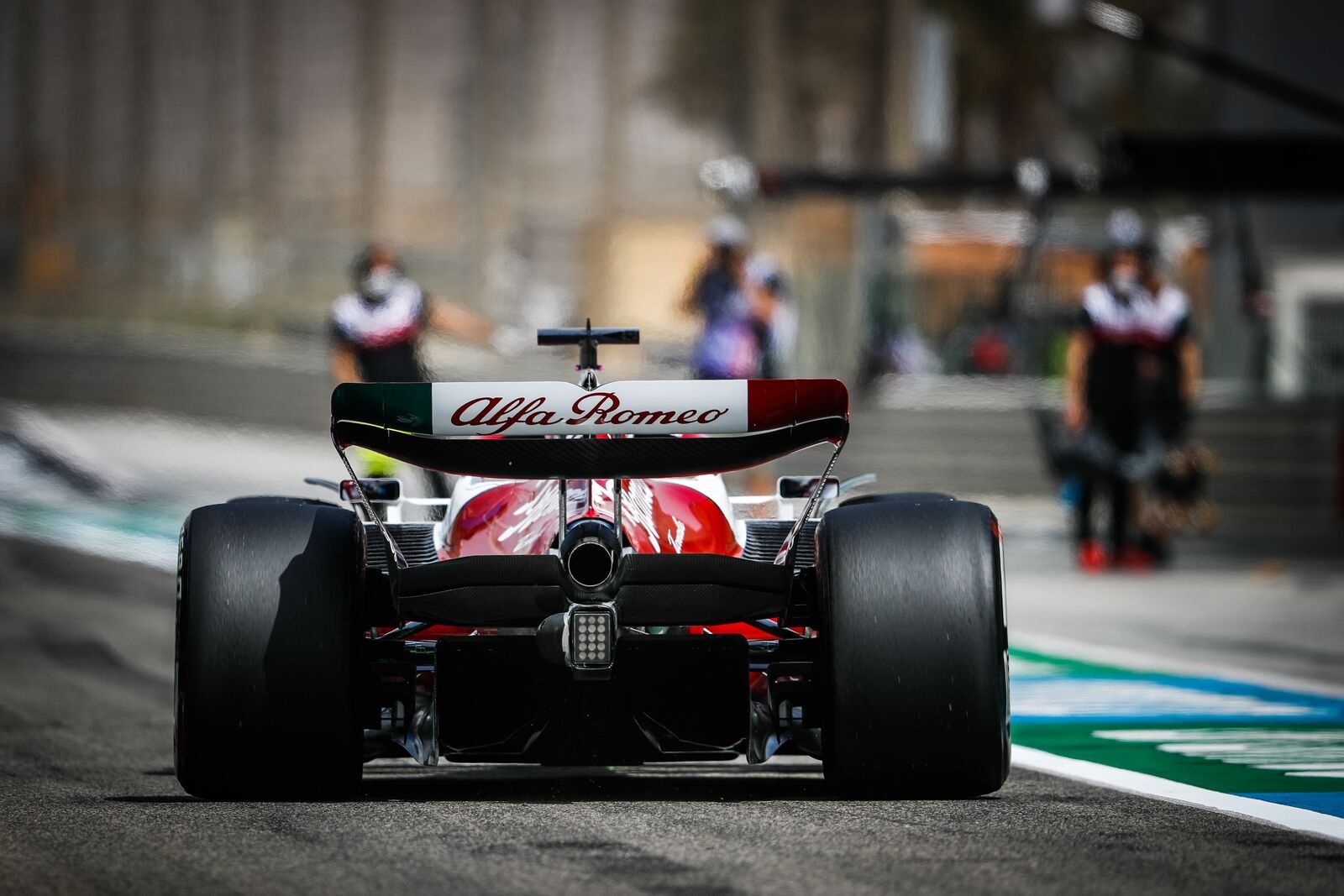 large-2022 Pre-Season Testing - Bahrain_ Day 2-17.jpg