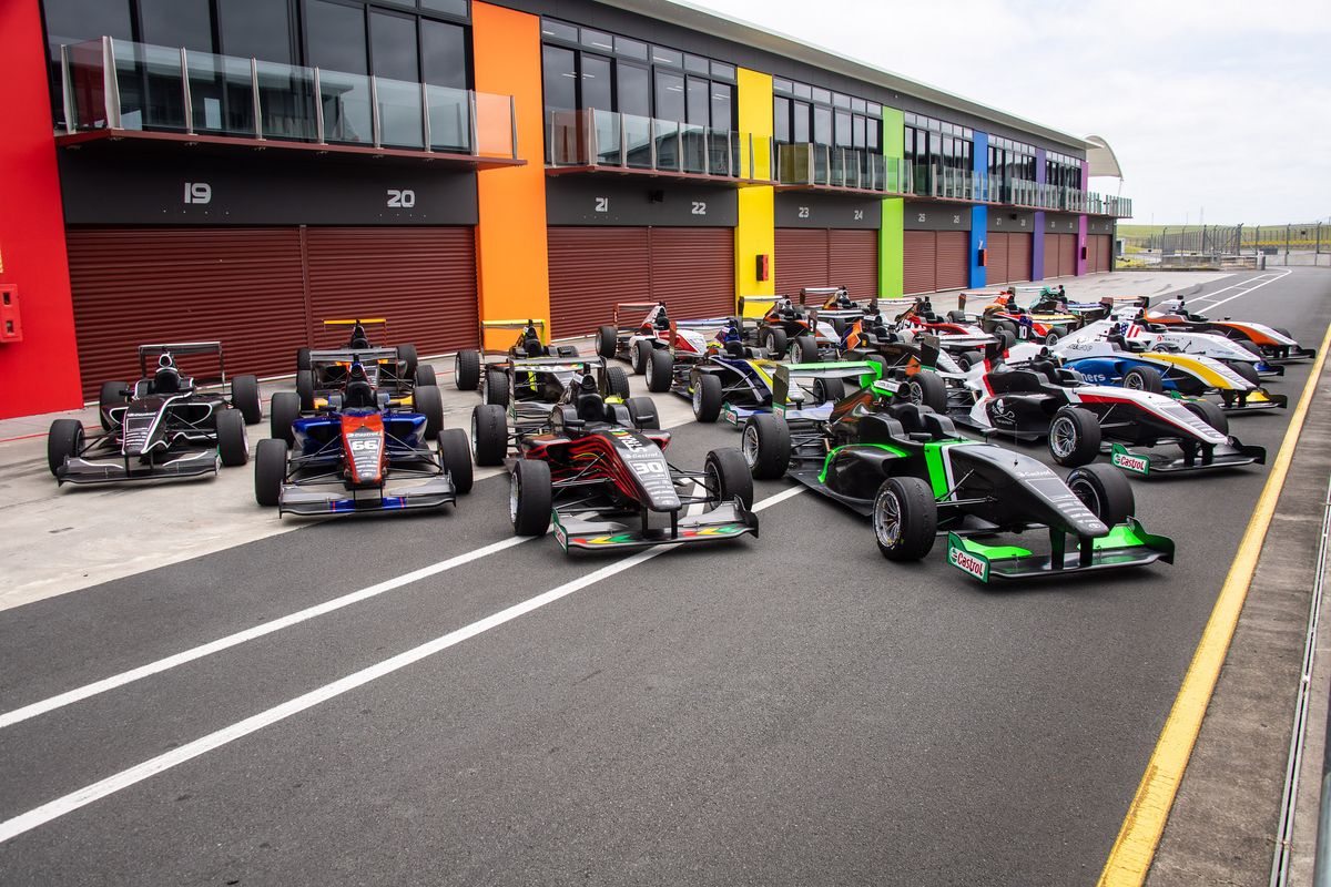 Smith, Walls, and Williams to represent Australia in Toyota Racing Series