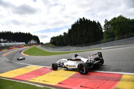 WATCH: Calan Williams' daring Euroformula Open overtake through Eau Rouge