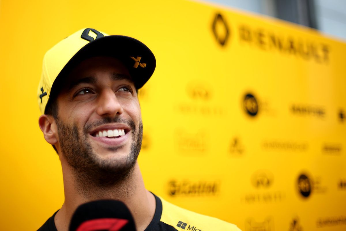 Daniel Ricciardo excited for "intense" Singapore Grand Prix