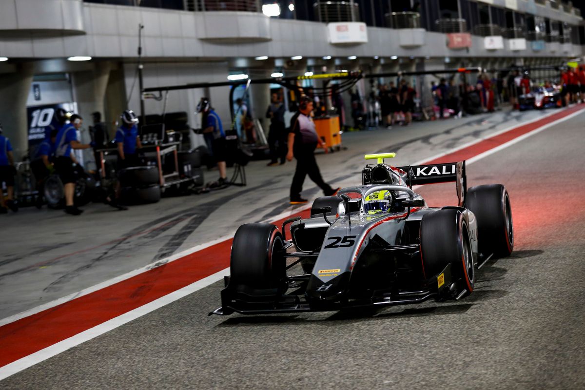 Luca Ghiotto, Jehan Daruvalu fastest as FIA Formula 2 pre-season test comes to a close