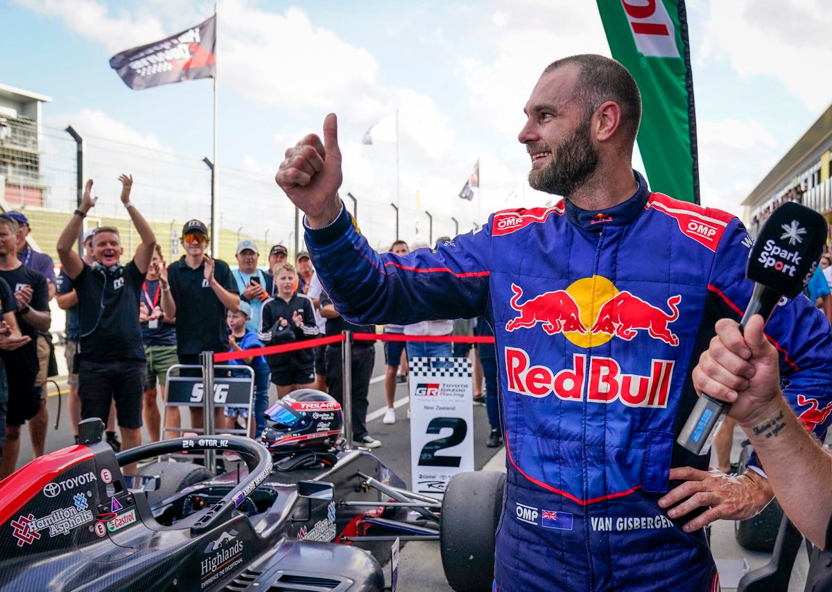 Shane van Gisbergen stuns from pit lane to win New Zealand Grand Prix