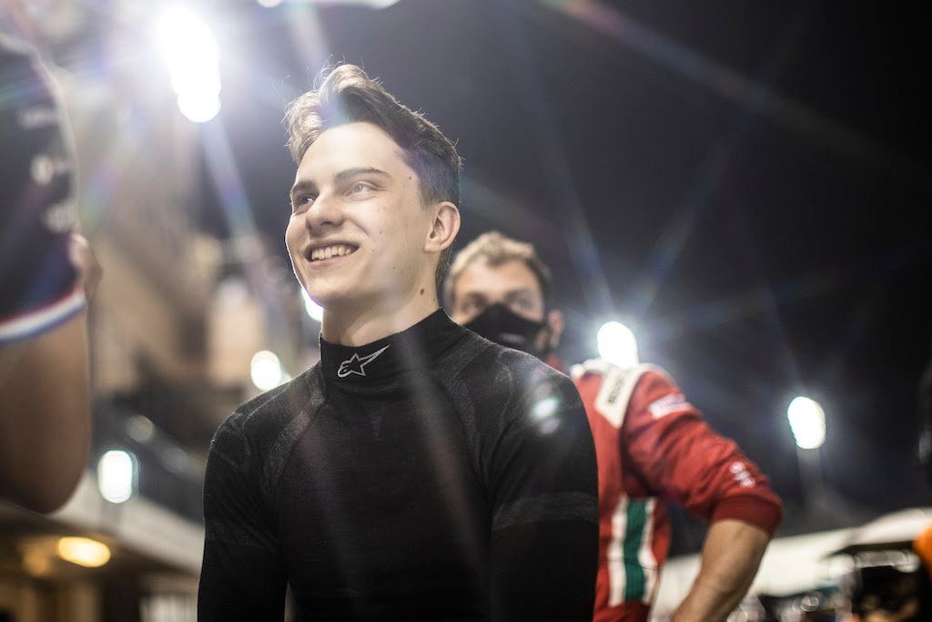 Oscar Piastri opens FIA Formula 2 finale with pole position