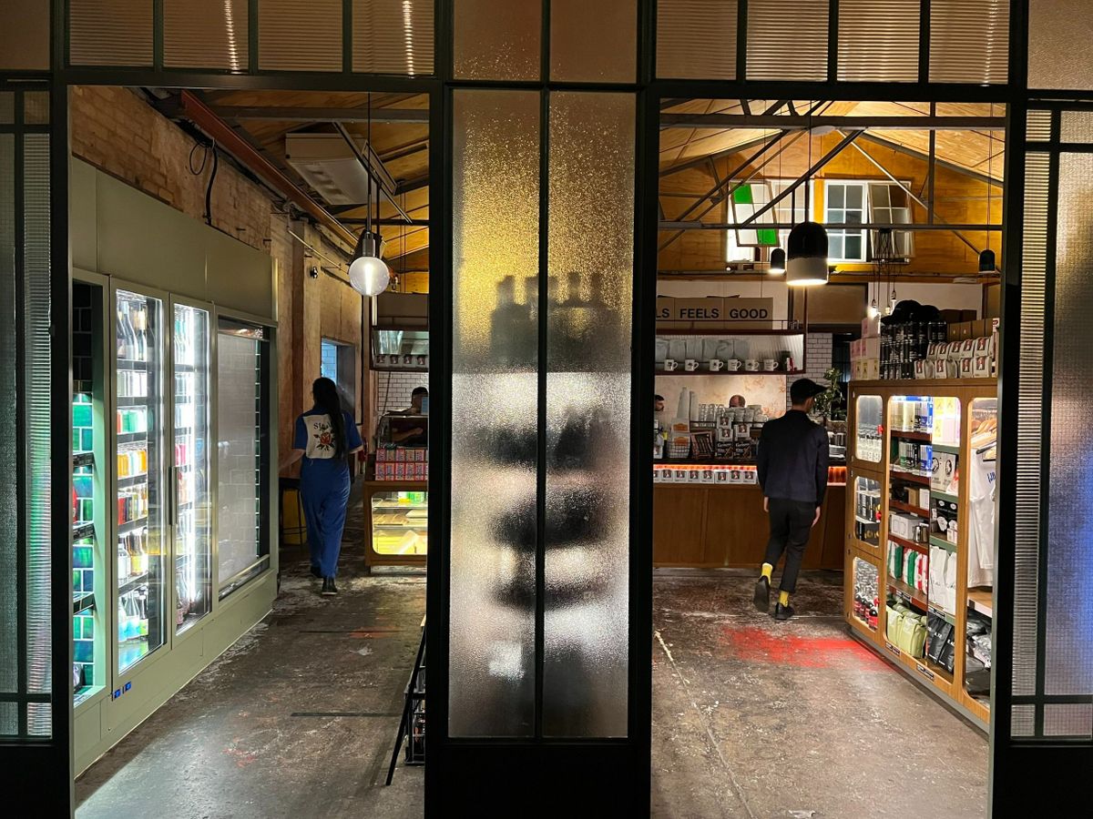 Valtteri Bottas plays barista at Melbourne coffee establishment ST. ALi