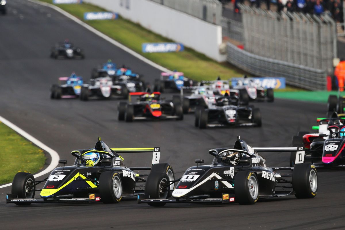Louis Sharp wins British Formula 4 season opener