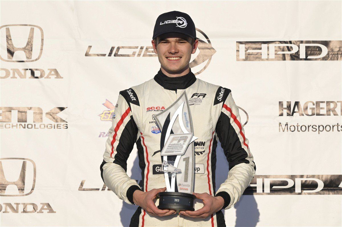 Advantage Hedge with two-from-two in FR Americas at VIR