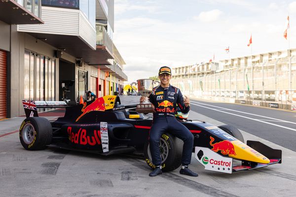 Arvid Lindblad in control of Toyota FR Oceania with feature race win at Hampton Downs