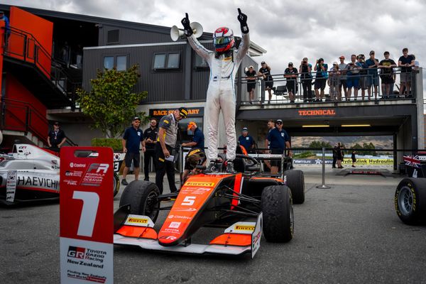 Patrick Heuzenroeder takes first victory as Arvid Lindblad seals Toyota FR Oceania title