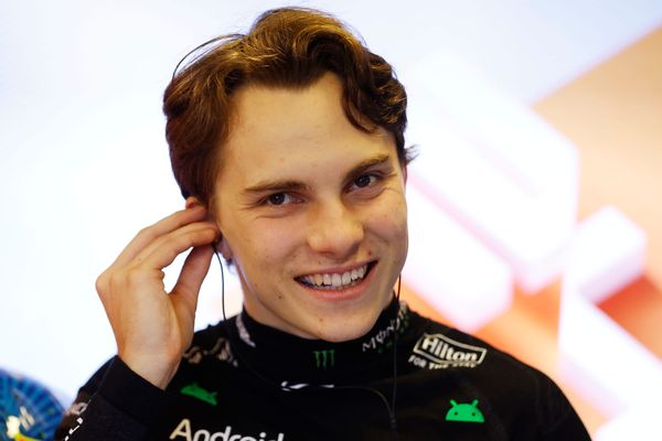 “A great feeling” - McLaren announces multi-year extension with Oscar Piastri ahead of Australian Grand Prix