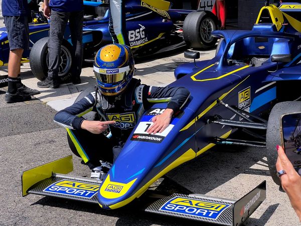 Noah Killion clinches inaugural AU4 title