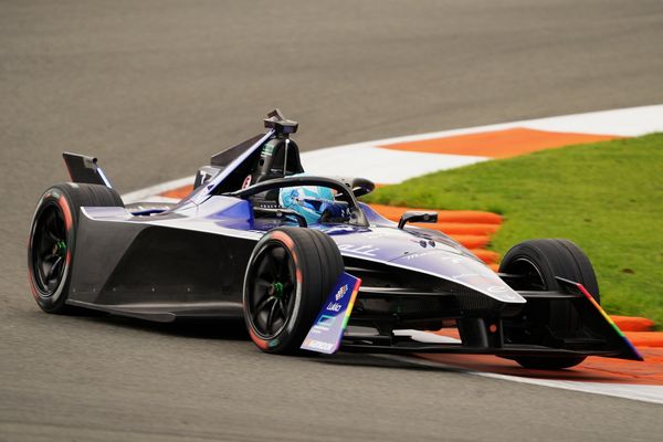 Guenther tops first day of Formula E pre-season test
