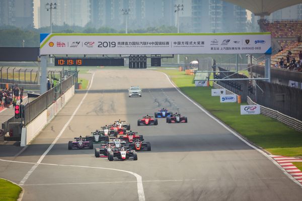 Ukyo Sasahara takes second Shanghai victory with Jack Doohan in third