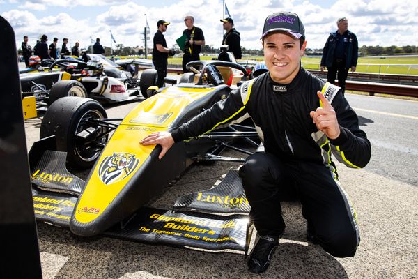 James Golding wins S5000 Sunday qualifying heat