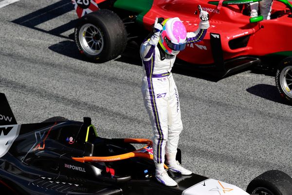 Alice Powell victorious in W Series opener at Red Bull Ring