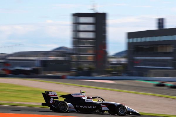 Grégoire Saucy fastest overall in FIA Formula 3 post-season test