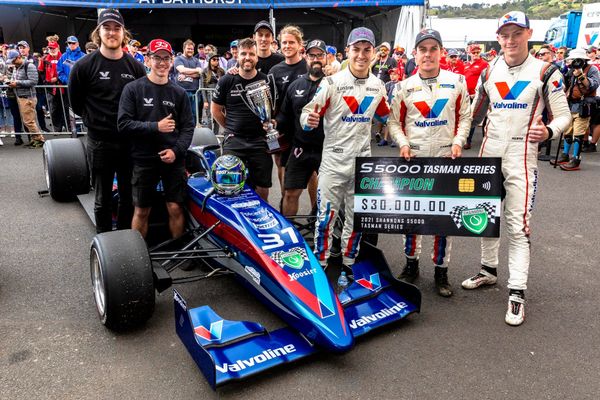 Aaron Cameron declared Tasman Series champion after dramatic no-result at Bathurst