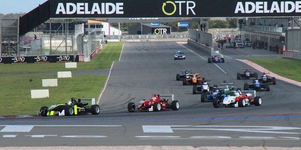 Trent Grubel sweeps Australian Formula 3 at The Bend