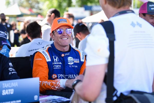 Scott Dixon frustrated as Grosjean crash ends qualifying session in Detroit