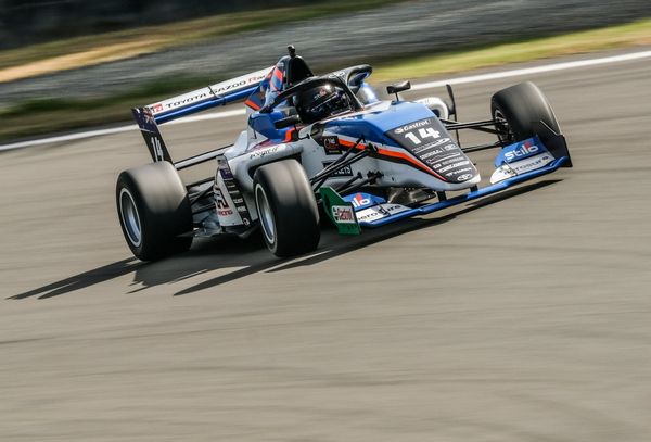 Billy Frazer joins grid for New Zealand Grand Prix