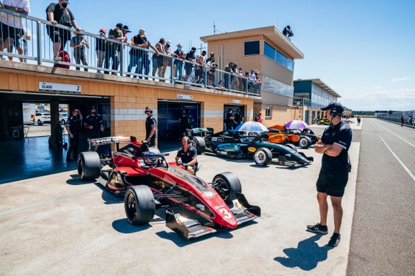 Eleven entries for S5000 opener in Tasmania