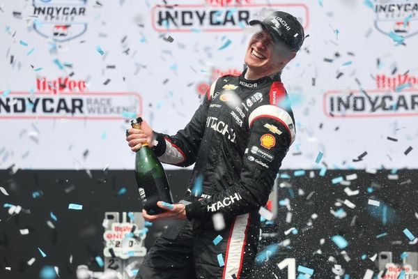 Newgarden into the history books with Indycar doubleheader dominance in Iowa