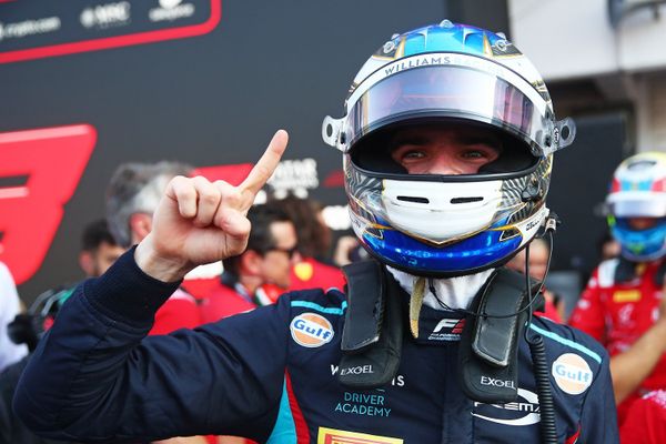 Zak O'Sullivan takes lights-to-flag Formula 3 victory in Hungary