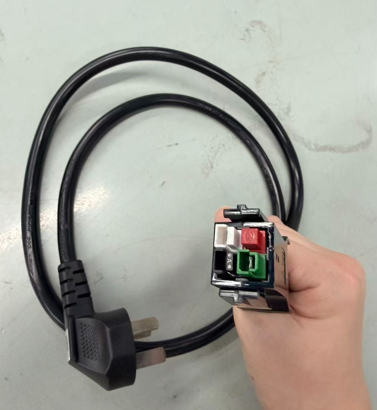 Avalon A16 Series power supply unit PowerPole 4-pin cable