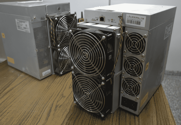 Antminer S19 Pro