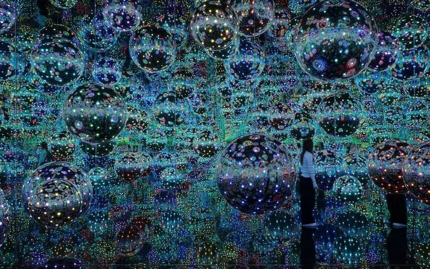 Timeless Reflections: The Art of Yayoi Kusama