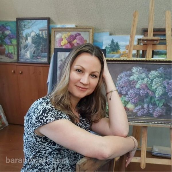 Contemporary artist Anastasiya Khromova