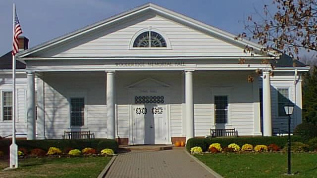 Woodbridge Selectmen ponder school issues