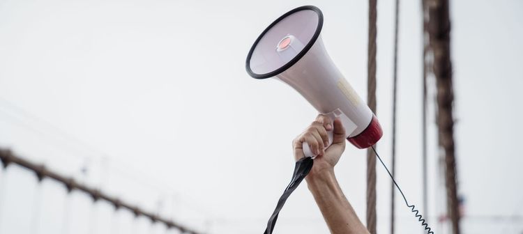 A tua mensagem não passa de segunda-feira