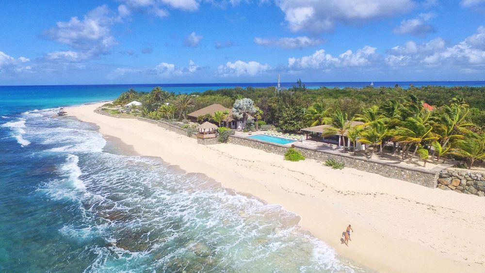 St Martin beach